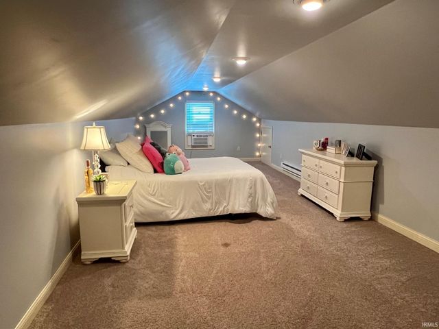 2015 E Gum Street, Evansville, IN 47714