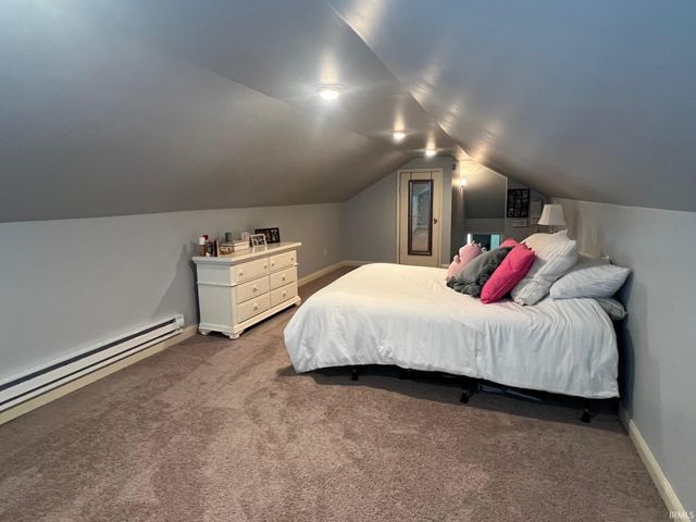 2015 E Gum Street, Evansville, IN 47714