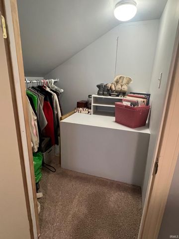 2015 E Gum Street, Evansville, IN 47714