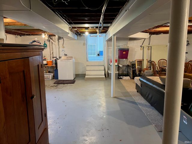 2015 E Gum Street, Evansville, IN 47714