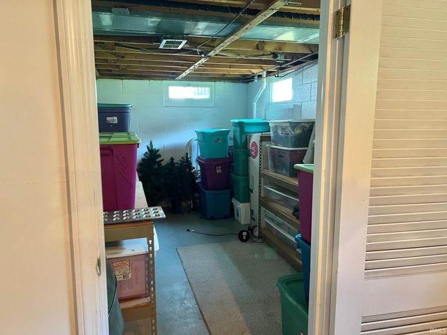 2015 E Gum Street, Evansville, IN 47714