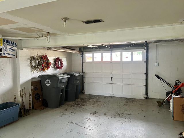 2015 E Gum Street, Evansville, IN 47714
