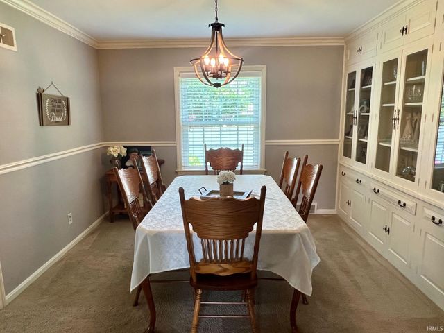 2015 E Gum Street, Evansville, IN 47714