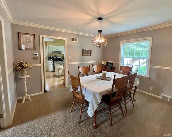 2015 E Gum Street, Evansville, IN 47714
