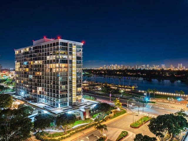 1810 Avenida Del Mundo 907, Coronado, CA 92118