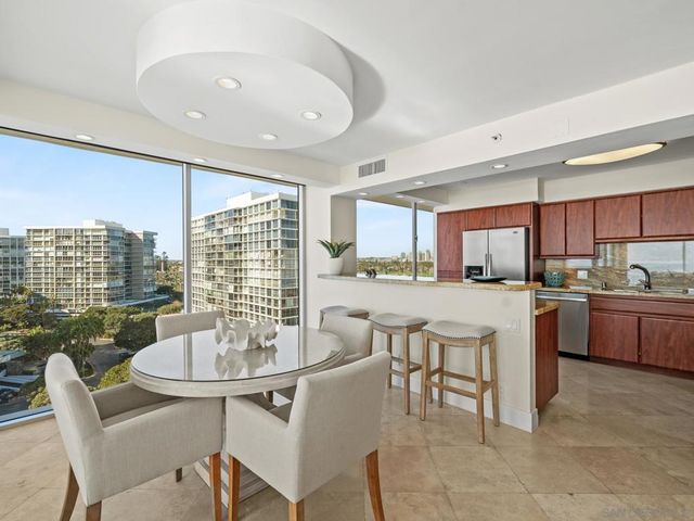 1810 Avenida Del Mundo 907, Coronado, CA 92118