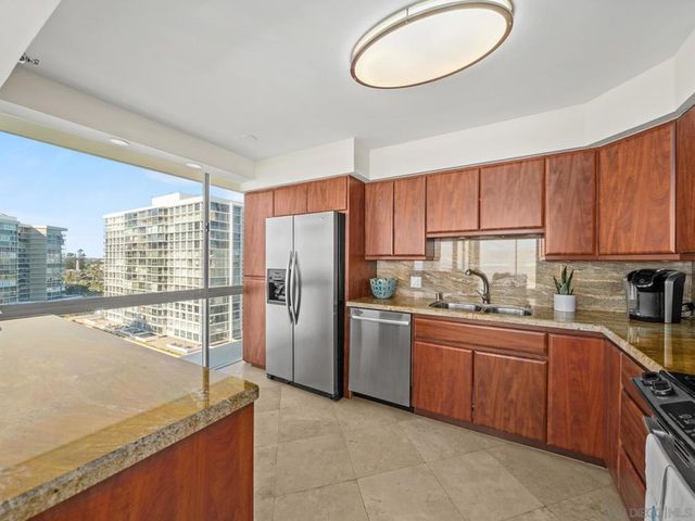 1810 Avenida Del Mundo 907, Coronado, CA 92118