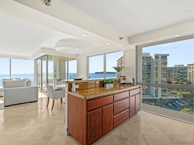 1810 Avenida Del Mundo 907, Coronado, CA 92118