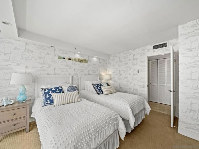 1810 Avenida Del Mundo 907, Coronado, CA 92118