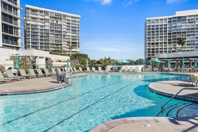 1810 Avenida Del Mundo 907, Coronado, CA 92118