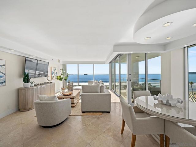 1810 Avenida Del Mundo 907, Coronado, CA 92118