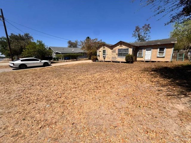 628 E Birch Avenue E, Alamo, TX 78516