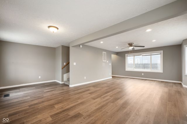 2660 S Benegar Avenue, Yorktown, IN 47396