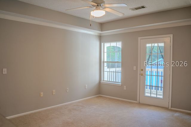 50 Pebble Beach Cv Apt J213, Bluffton, SC 29910