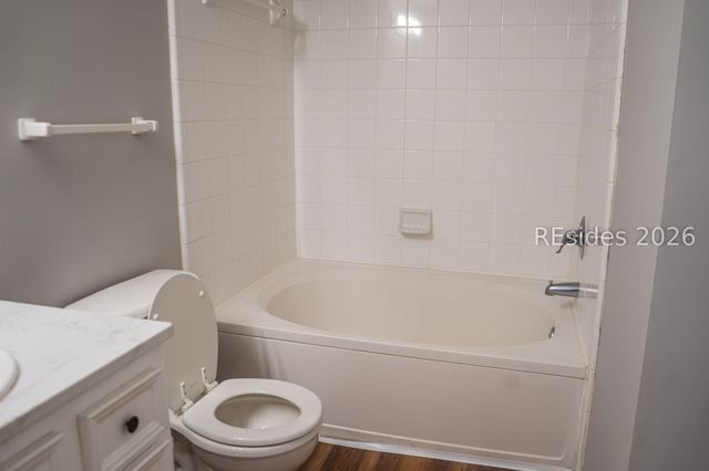 50 Pebble Beach Cv Apt J213, Bluffton, SC 29910