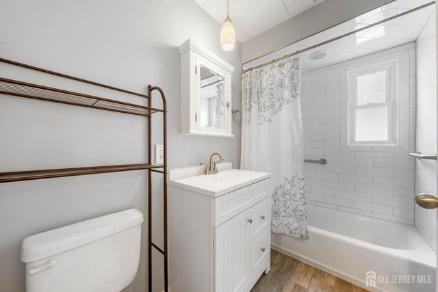 172 Elizabeth Avenue, Iselin, NJ 08830