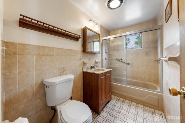 172 Elizabeth Avenue, Iselin, NJ 08830