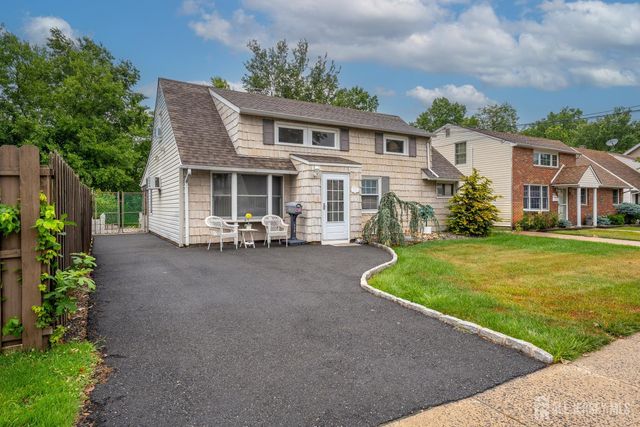 172 Elizabeth Avenue, Iselin, NJ 08830
