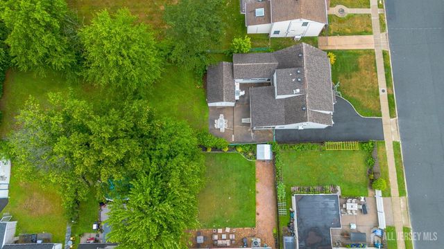 172 Elizabeth Avenue, Iselin, NJ 08830