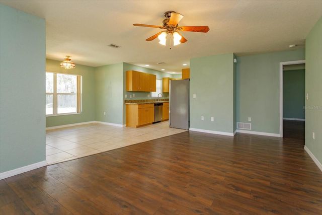 312 W BERCKMAN STREET, Fruitland Park, FL 34731