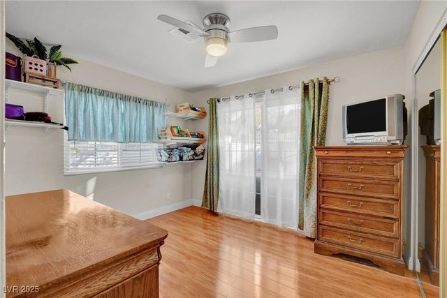 2120 Chertsey Drive D, Las Vegas, NV 89108