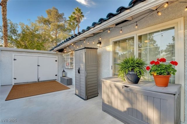 2120 Chertsey Drive D, Las Vegas, NV 89108