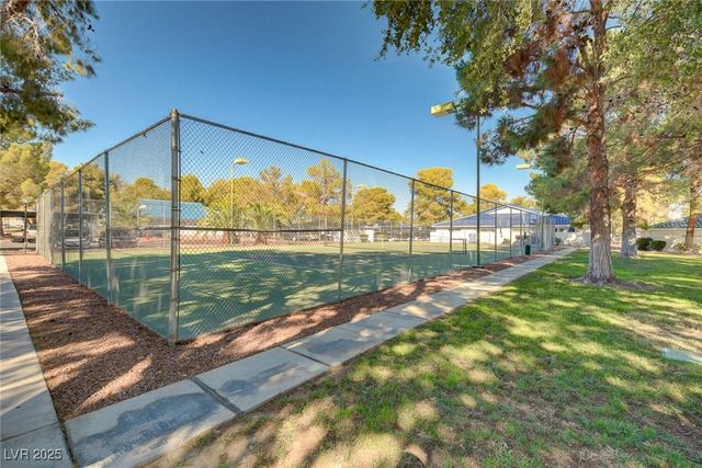 2120 Chertsey Drive D, Las Vegas, NV 89108