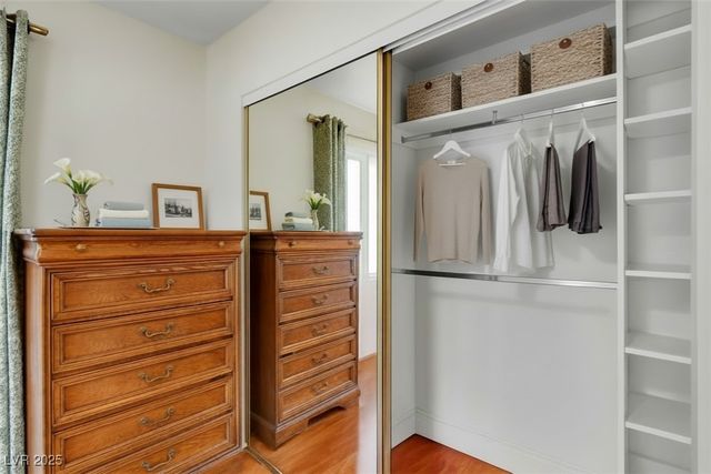 2120 Chertsey Drive D, Las Vegas, NV 89108