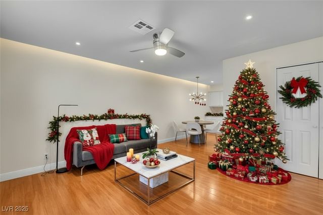 2120 Chertsey Drive D, Las Vegas, NV 89108