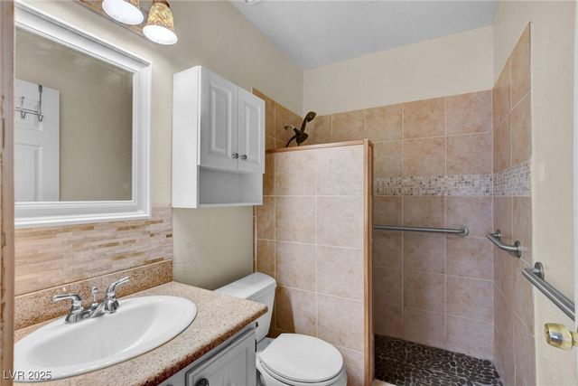 2120 Chertsey Drive D, Las Vegas, NV 89108