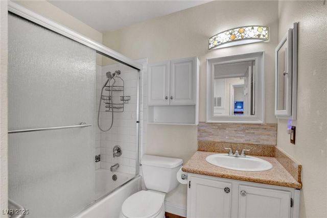 2120 Chertsey Drive D, Las Vegas, NV 89108