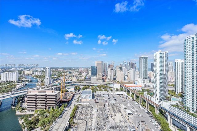 185 SW 7 St 3407, Miami, FL 33130