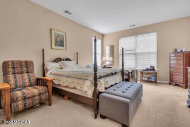 82 Mission Way, Barnegat, NJ 08005