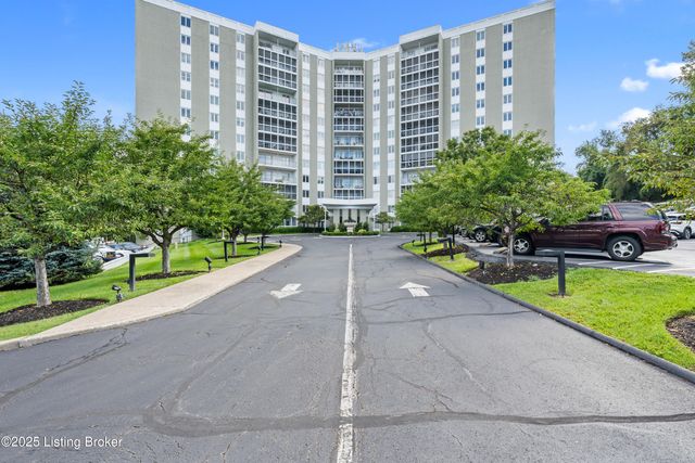 5100 Us Highway 42, 532, Louisville, KY 40241