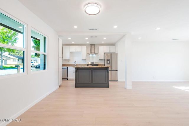 2260 Dogwood Street, Simi Valley, CA 93065