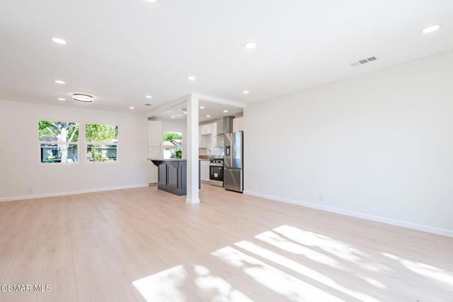 2260 Dogwood Street, Simi Valley, CA 93065