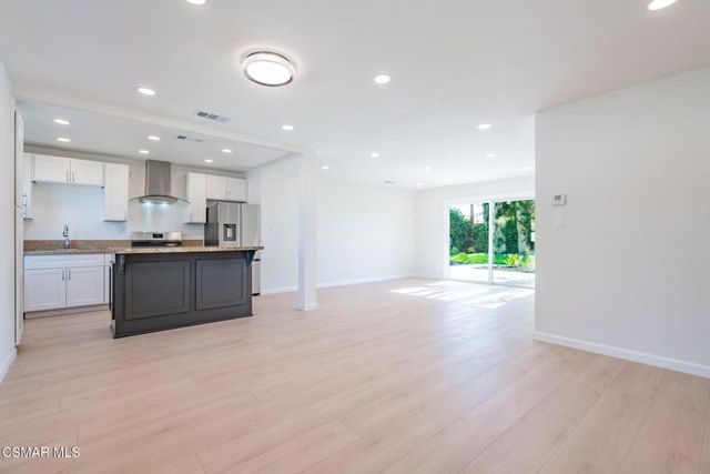 2260 Dogwood Street, Simi Valley, CA 93065