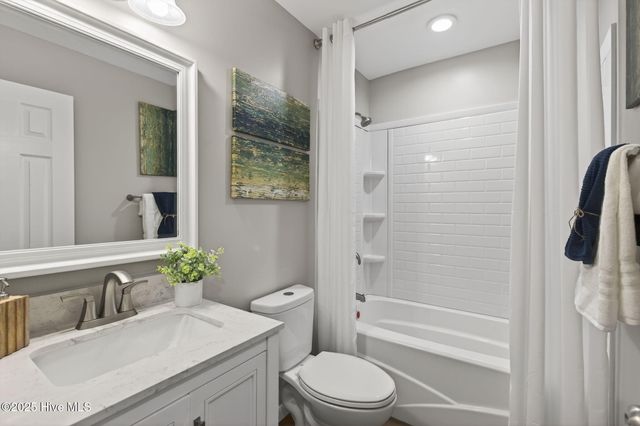 1607 Dellaire Drive, Elizabeth City, NC 27909