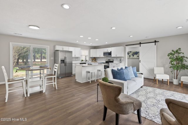 1607 Dellaire Drive, Elizabeth City, NC 27909