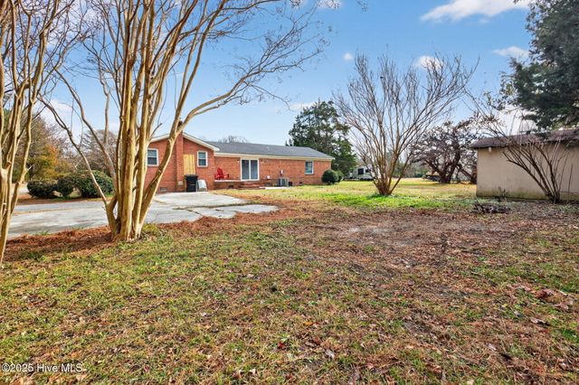 1607 Dellaire Drive, Elizabeth City, NC 27909