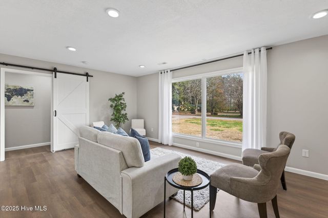 1607 Dellaire Drive, Elizabeth City, NC 27909