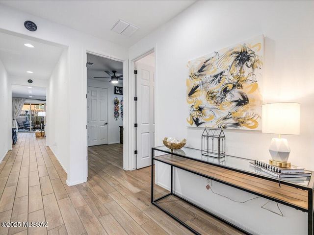 11913 E Ryscott Circle, Vail, AZ 85641