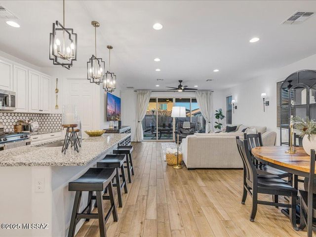 11913 E Ryscott Circle, Vail, AZ 85641