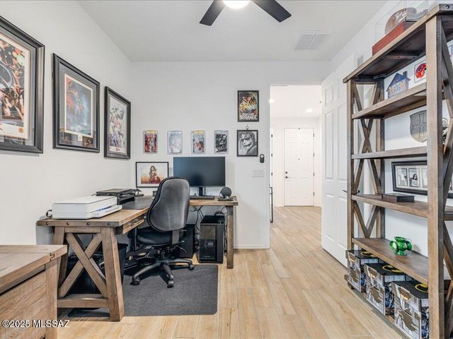 11913 E Ryscott Circle, Vail, AZ 85641