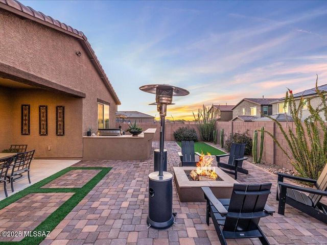 11913 E Ryscott Circle, Vail, AZ 85641