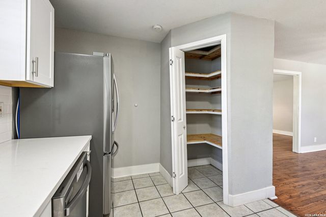 1080 Ivy, Terrell Hills, TX 78209