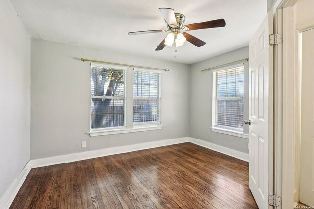 1080 Ivy, Terrell Hills, TX 78209