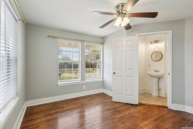 1080 Ivy, Terrell Hills, TX 78209