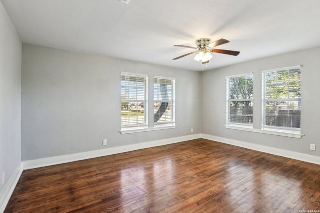 1080 Ivy, Terrell Hills, TX 78209