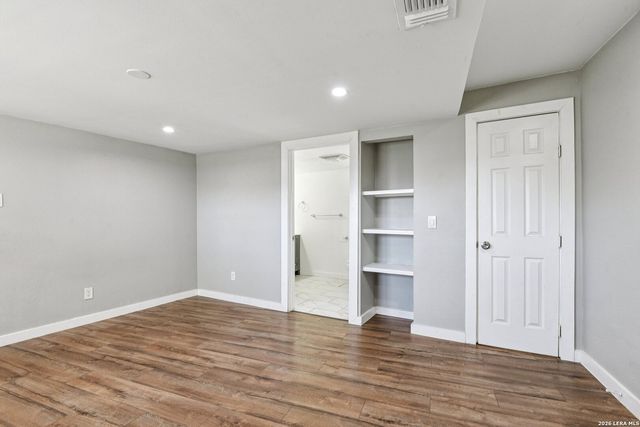 1080 Ivy, Terrell Hills, TX 78209